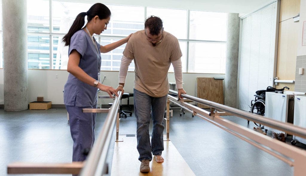 Knee Replacement Surgery: What to Expect at an ASC